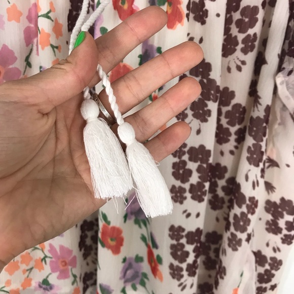 Lucky Brand Floral Short Sleeve Top Size Medium - Picture 4 of 7